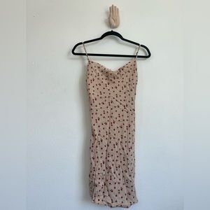 Floral Boho beige midi dress with slit 🌸